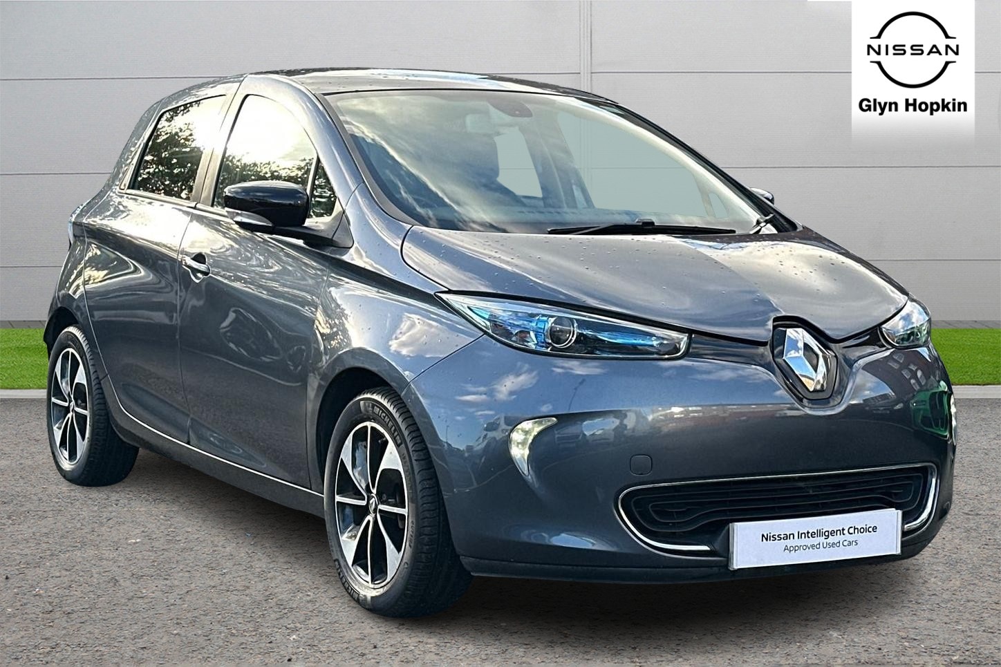 Used Renault Zoe 2019 for sale - 76130582: Photo 1