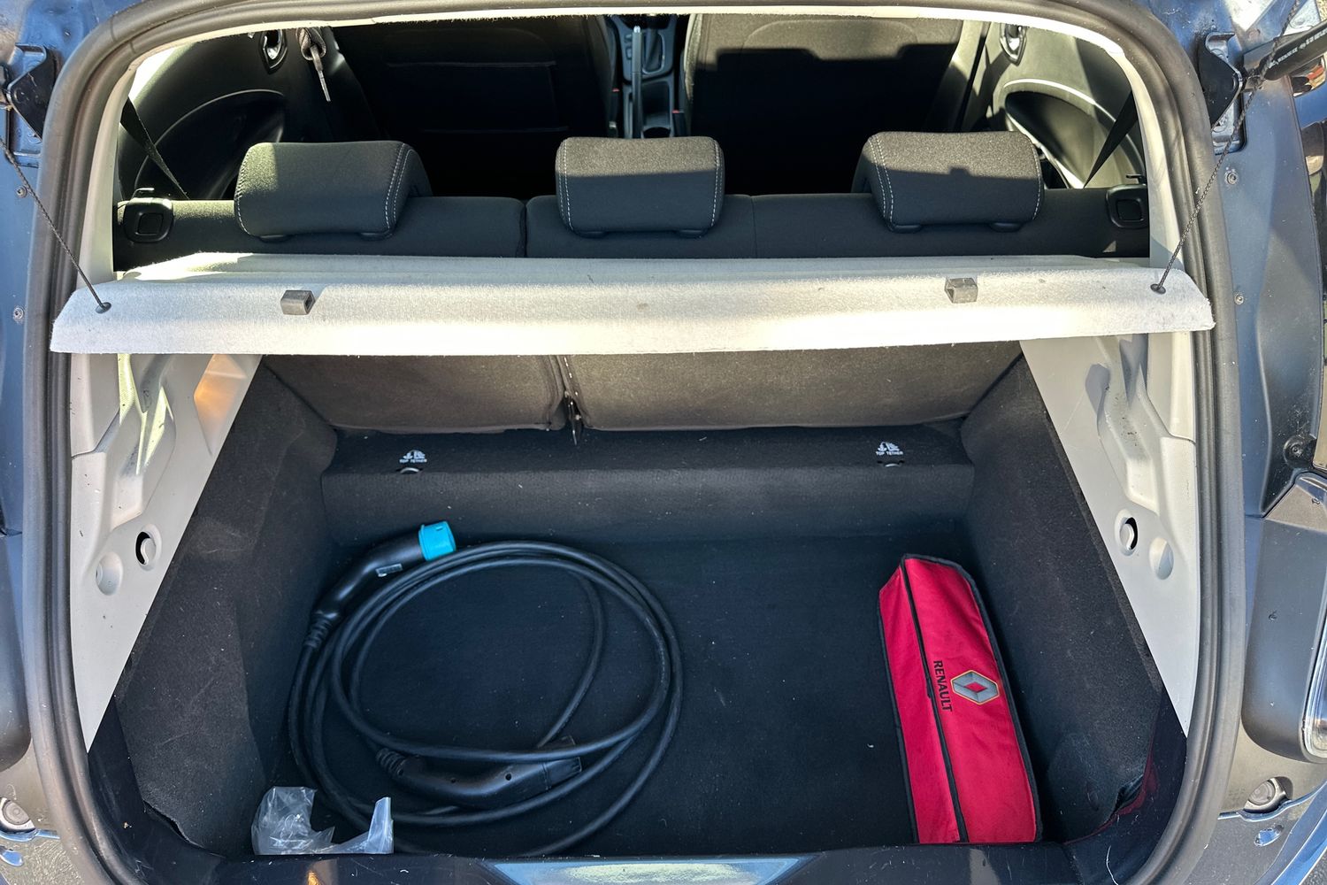 Used Renault Zoe 2019 for sale - 76130582: Photo 24