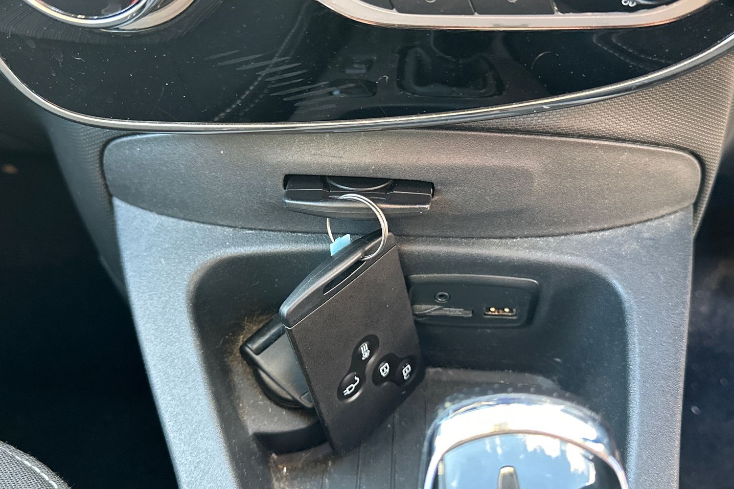 Used Renault Zoe 2019 for sale - 76130582: Photo 37