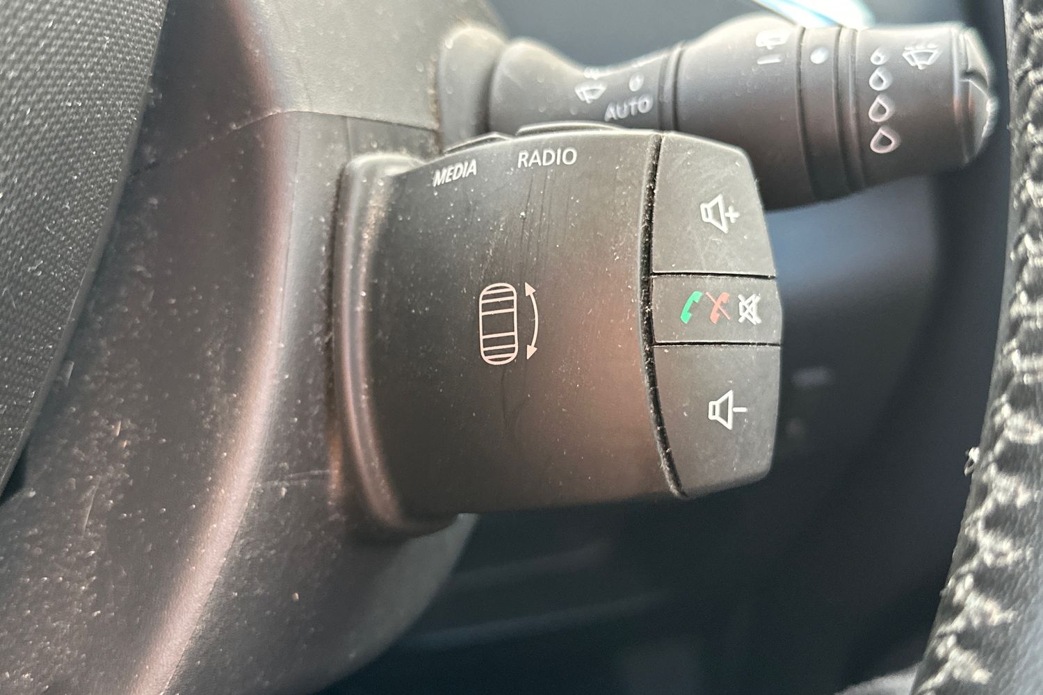 Used Renault Zoe 2019 for sale - 76130582: Photo 44
