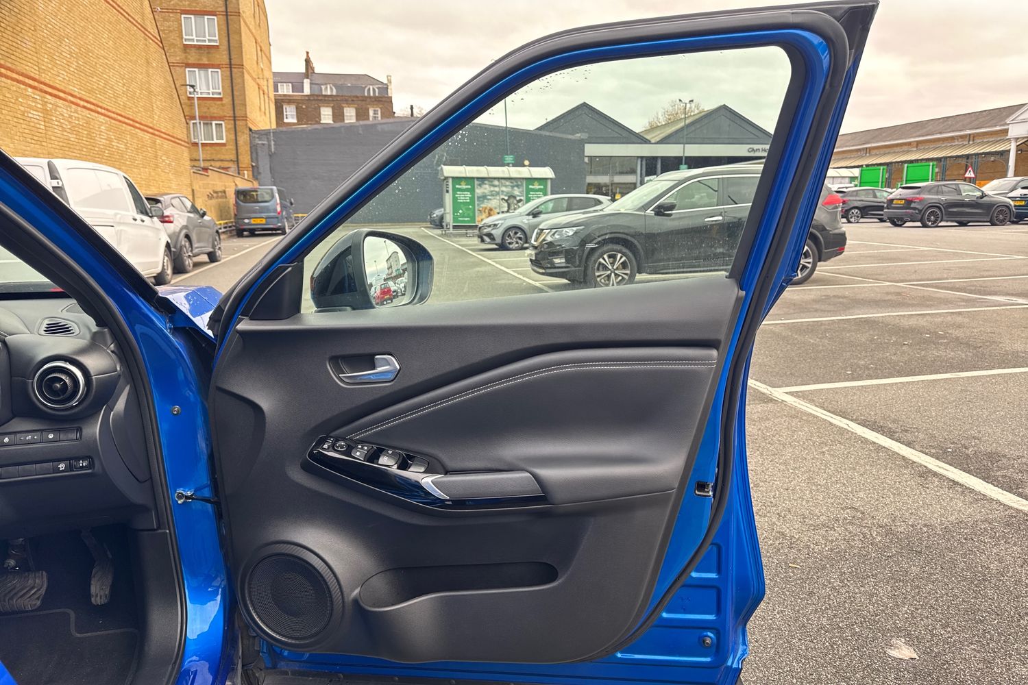 Used Nissan Juke 2024 for sale - 76055747: Photo 33