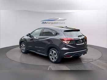 Used Honda HR-V 2017 for sale - 75450533: Photo