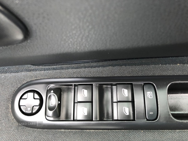 Used Peugeot 5008 2016 for sale - 77484767: Photo 33