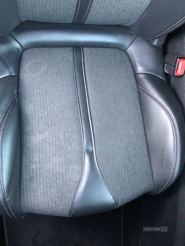 Used Peugeot 3008 2018 for sale - 76634385: Photo 38