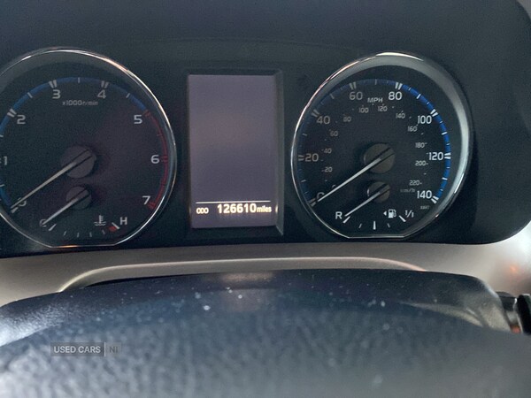 Used Toyota RAV4 2017 for sale - 76866670: Photo 38