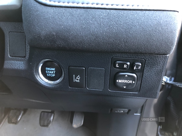 Used Toyota RAV4 2017 for sale - 76866670: Photo 39