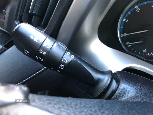 Used Toyota RAV4 2017 for sale - 76866670: Photo 44