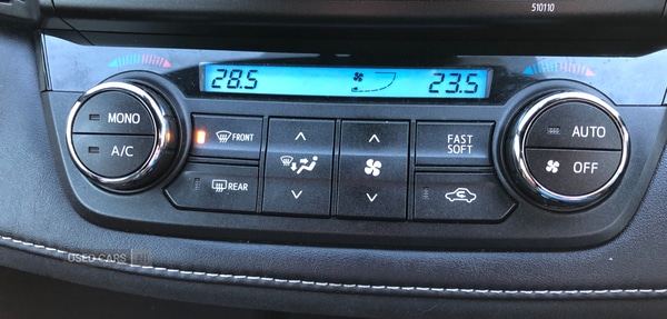 Used Toyota RAV4 2017 for sale - 76866670: Photo 54