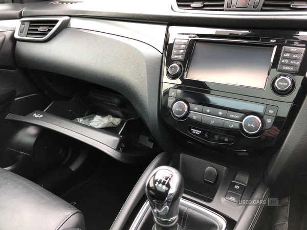 Used Nissan Qashqai 2018 for sale - 77784905: Photo 50