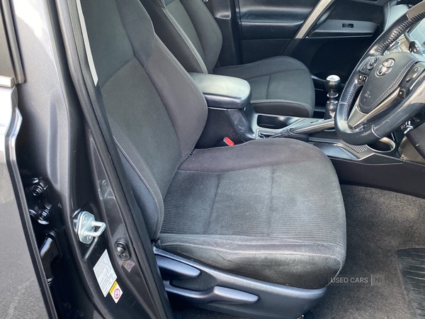 Used Toyota RAV4 2015 for sale - 76073452: Photo 28