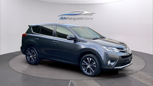 Used Toyota RAV4 2015 for sale - 76073452: Photo 4