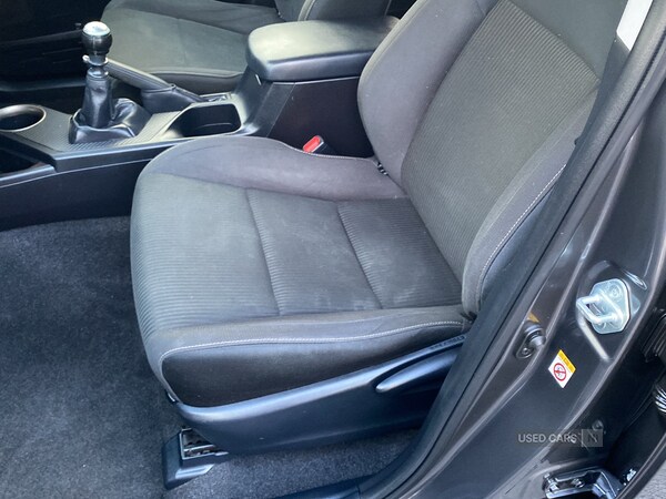 Used Toyota RAV4 2015 for sale - 76073452: Photo 57