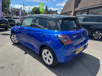 Used Suzuki Swift 2025 for sale - 78838667: Photo