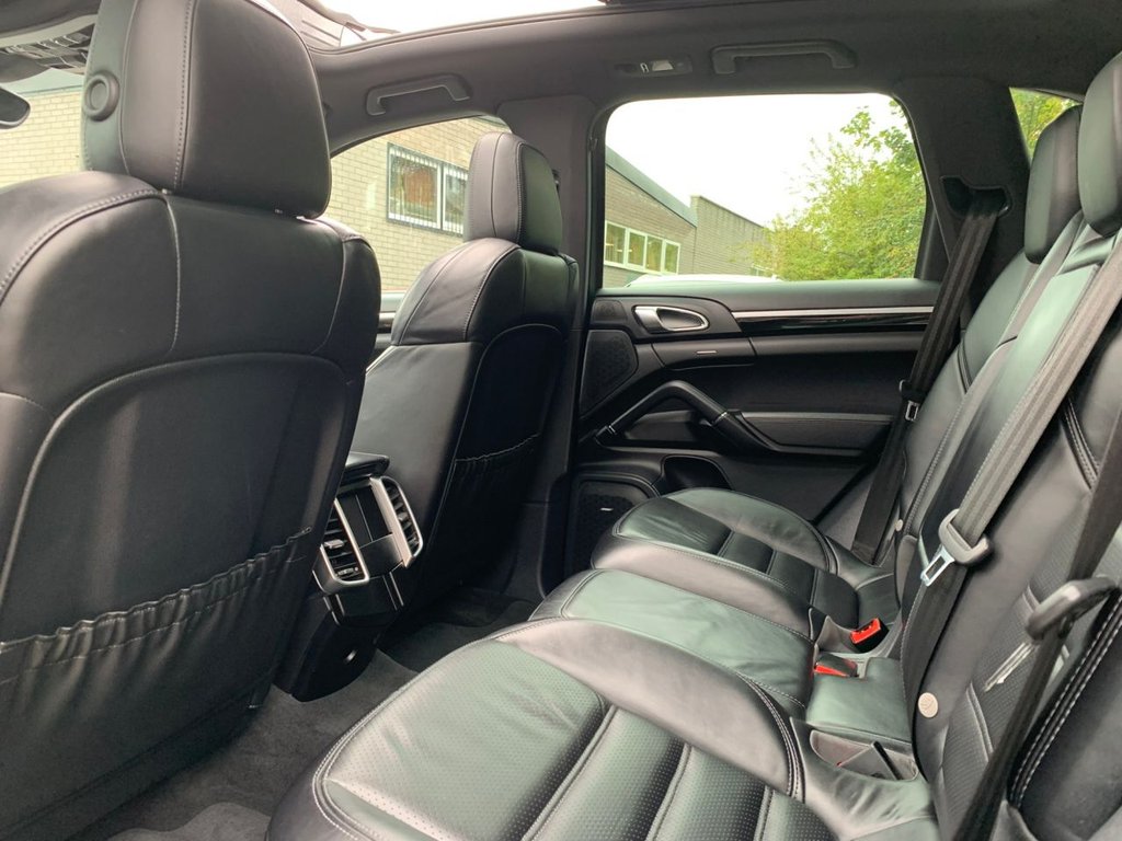 Used Porsche Cayenne 2017 for sale - 77293284: Photo 21