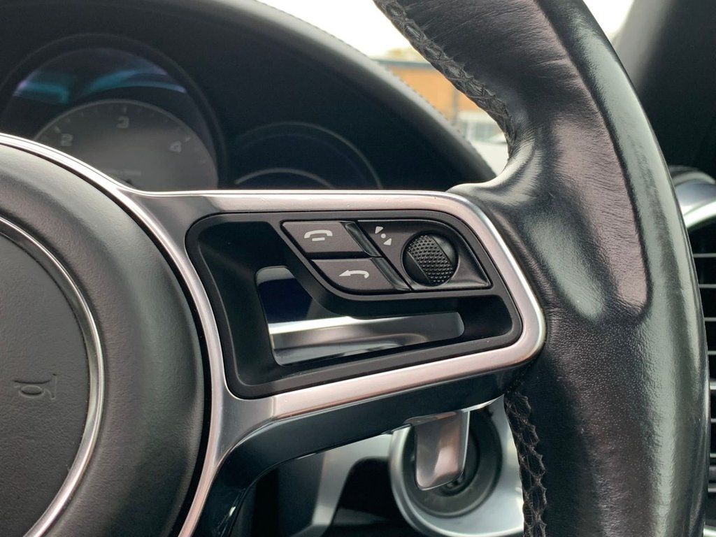 Used Porsche Cayenne 2017 for sale - 77293284: Photo 43