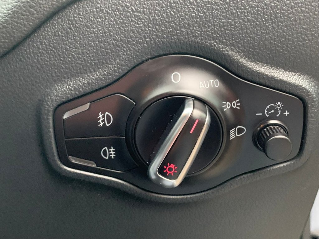 Used Audi Q5 2016 for sale - 77384601: Photo 34