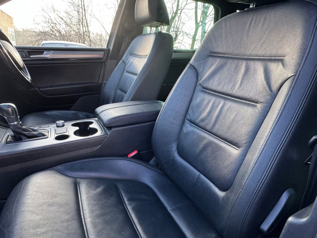 Used Volkswagen Touareg 2015 for sale - 77360145: Photo 16