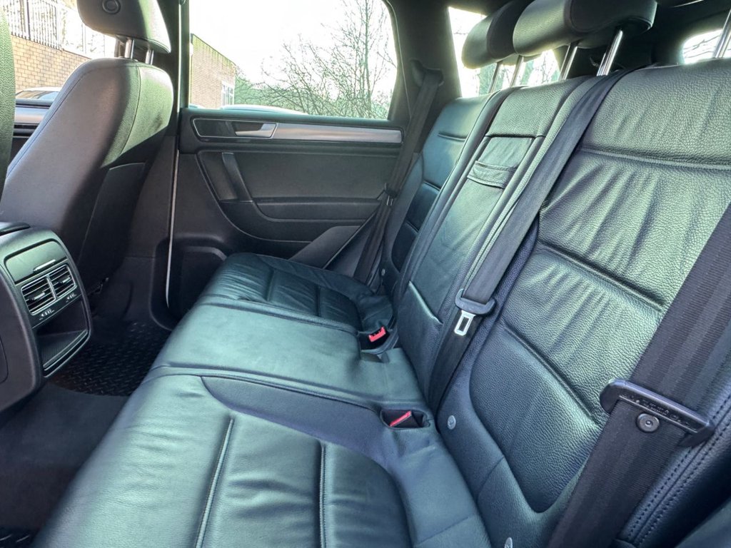 Used Volkswagen Touareg 2015 for sale - 77360145: Photo 22