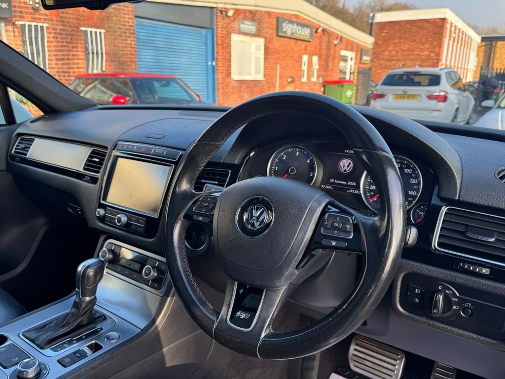 Used Volkswagen Touareg 2015 for sale - 77360145: Photo 23