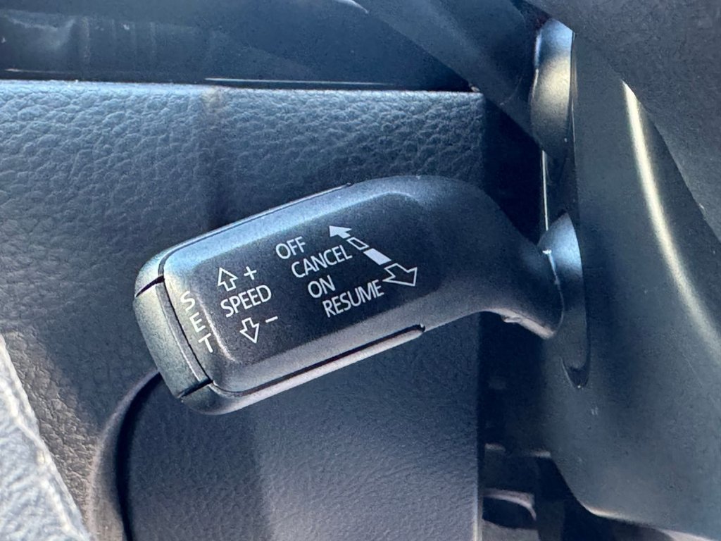 Used Volkswagen Touareg 2015 for sale - 77360145: Photo 24