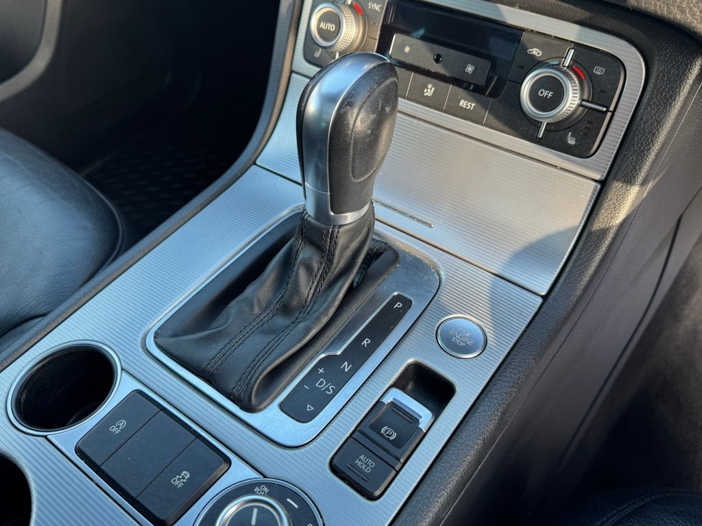 Used Volkswagen Touareg 2015 for sale - 77360145: Photo 25