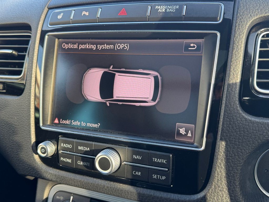 Used Volkswagen Touareg 2015 for sale - 77360145: Photo 29