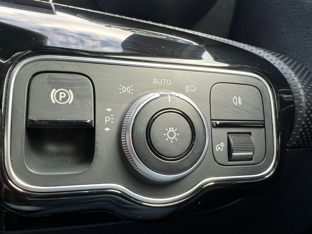 Used Mercedes-Benz A-Class 2019 for sale - 78200717: Photo 37