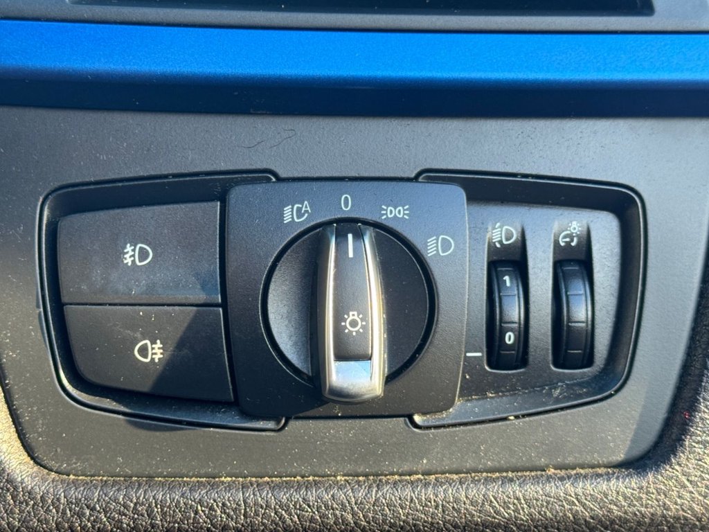 Used BMW 3 Series 2016 for sale - 76797592: Photo 30