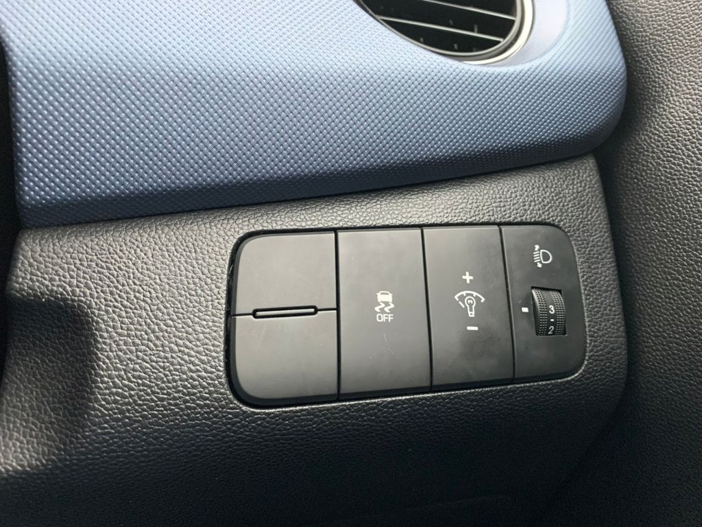 Used Hyundai i10 2014 for sale - 77621595: Photo 24