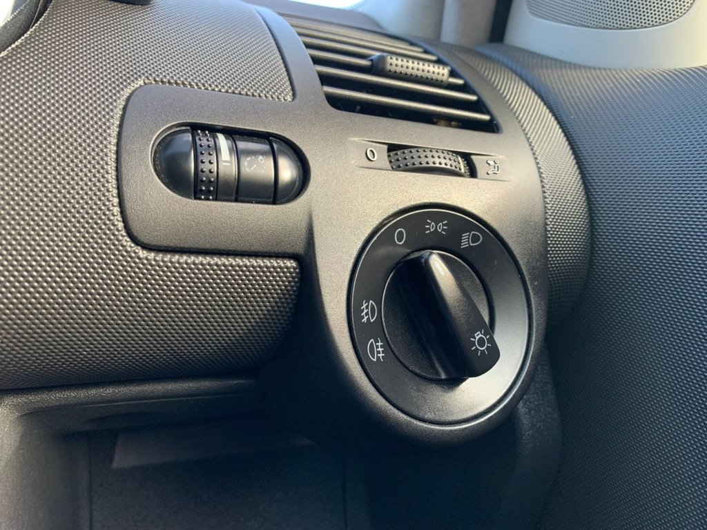 Used Volkswagen Polo 2000 for sale - 77841388: Photo 23