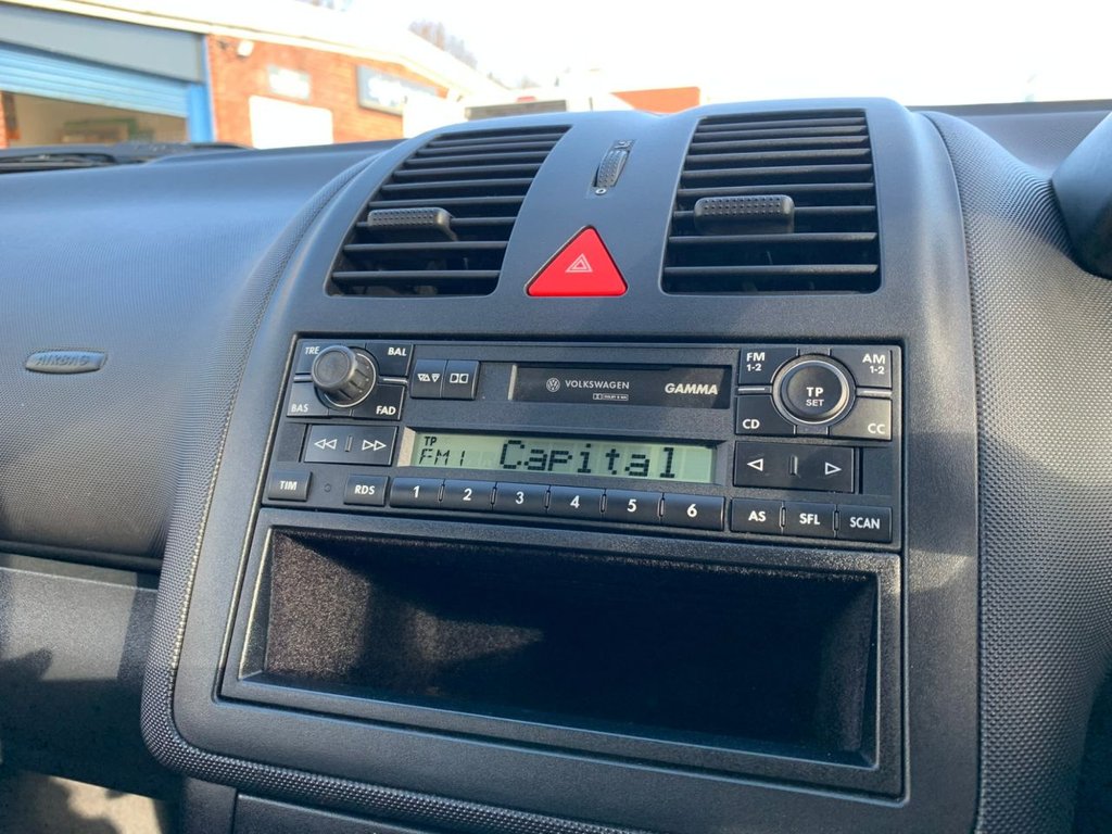 Used Volkswagen Polo 2000 for sale - 77841388: Photo 25