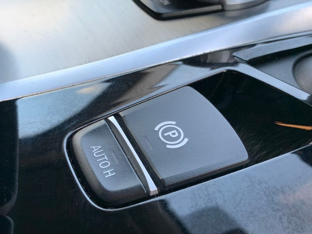 Used BMW 5 Series 2019 for sale - 76914787: Photo 31