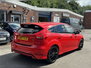 Used Ford Focus 2017 for sale - 79090327: Photo