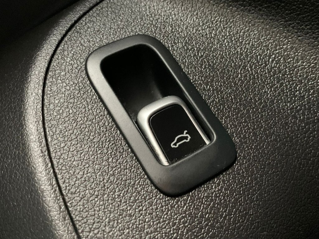 Used Audi Q5 2014 for sale - 76797609: Photo 31