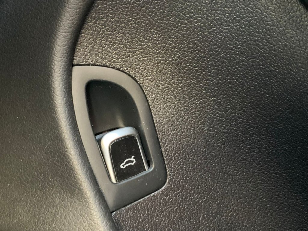 Used Audi A4 Allroad 2015 for sale - 76900942: Photo 33