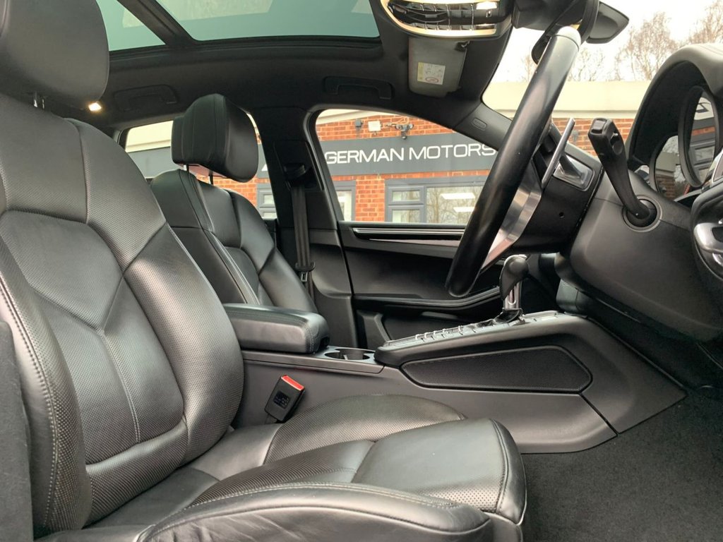 Used Porsche Macan 2016 for sale - 77133339: Photo 16