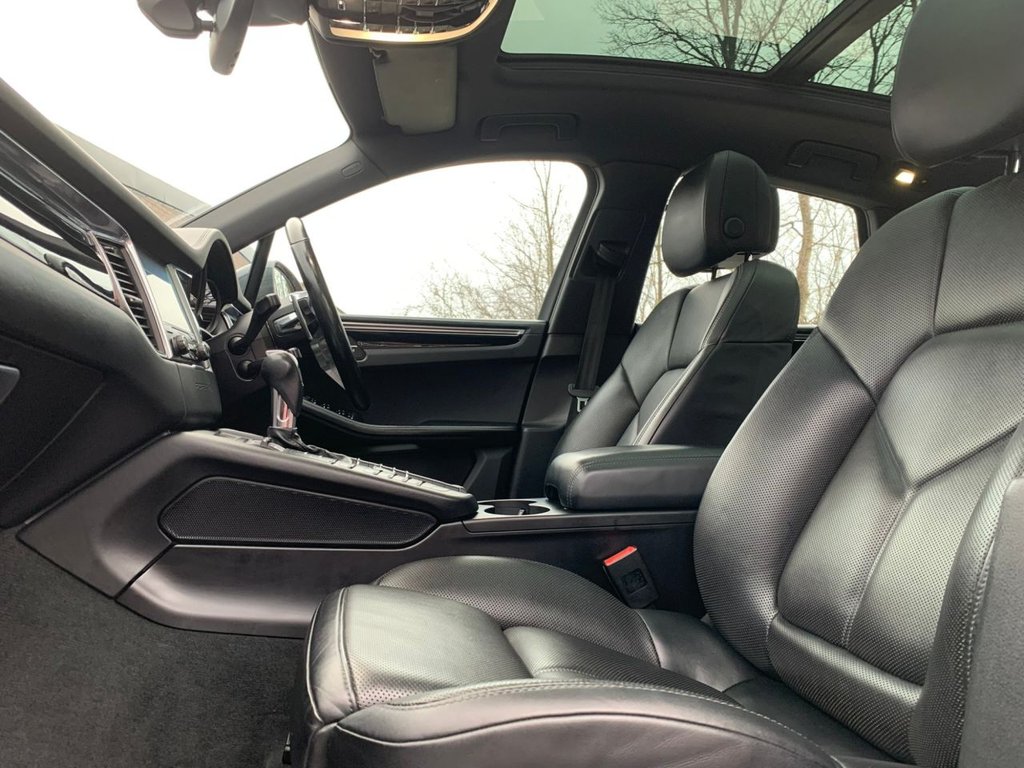 Used Porsche Macan 2016 for sale - 77133339: Photo 18