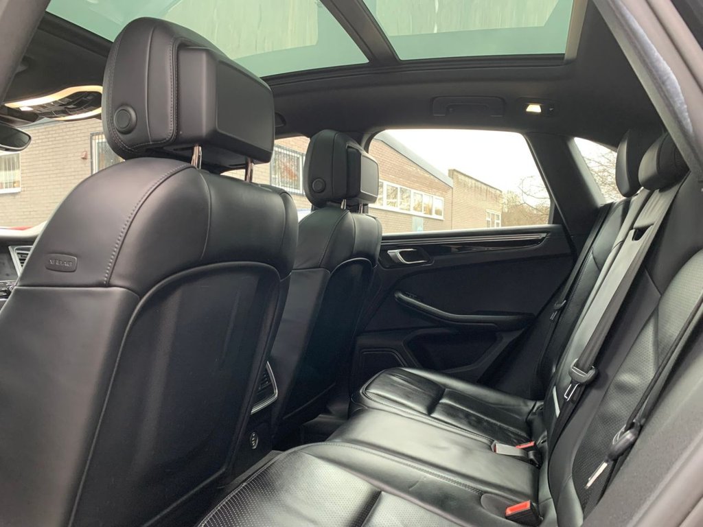 Used Porsche Macan 2016 for sale - 77133339: Photo 23