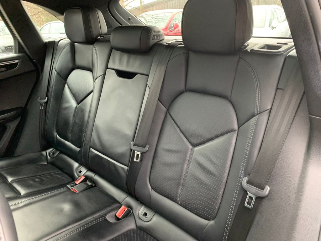 Used Porsche Macan 2016 for sale - 77133339: Photo 24