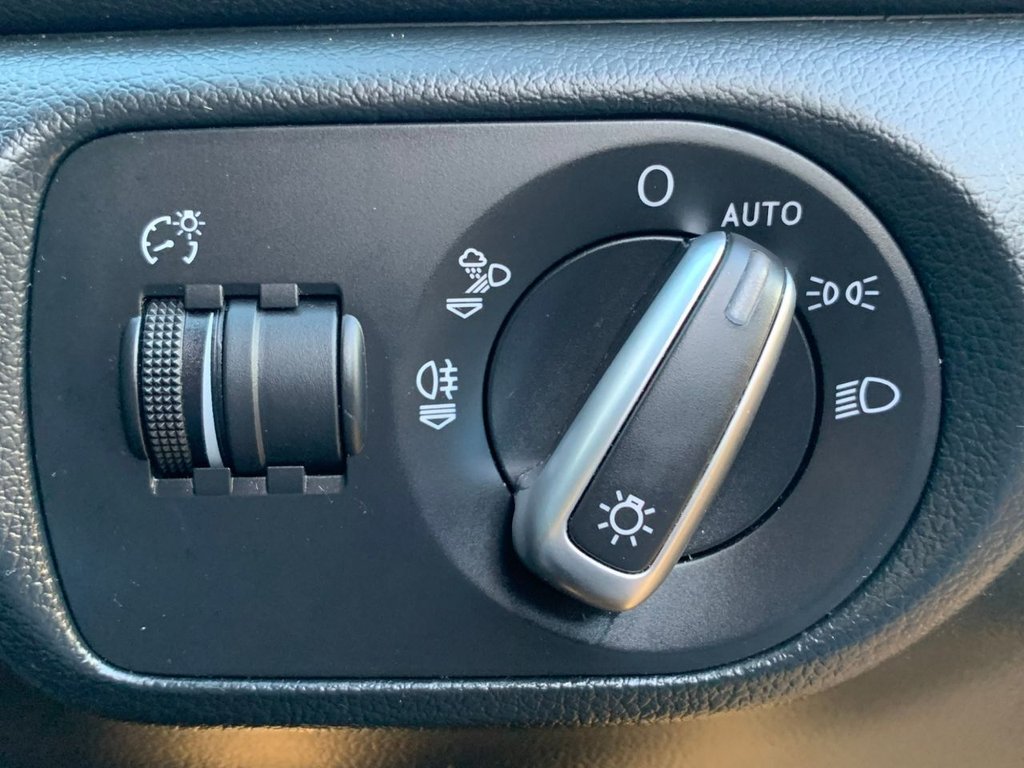 Used Audi Q3 2017 for sale - 77205430: Photo 30