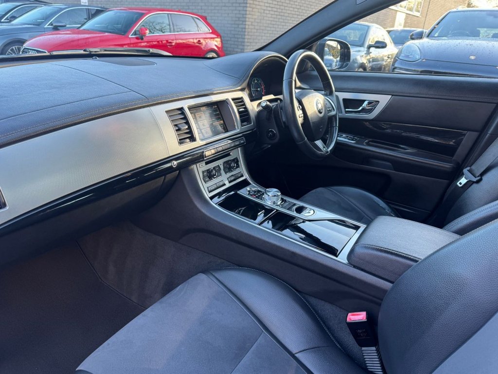 Used Jaguar XF 2014 for sale - 76797537: Photo 18