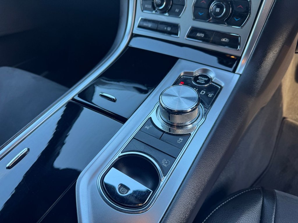 Used Jaguar XF 2014 for sale - 76797537: Photo 24