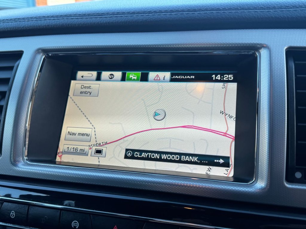 Used Jaguar XF 2014 for sale - 76797537: Photo 27