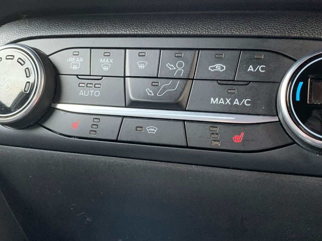 Used Ford Fiesta 2018 for sale - 76966225: Photo 29