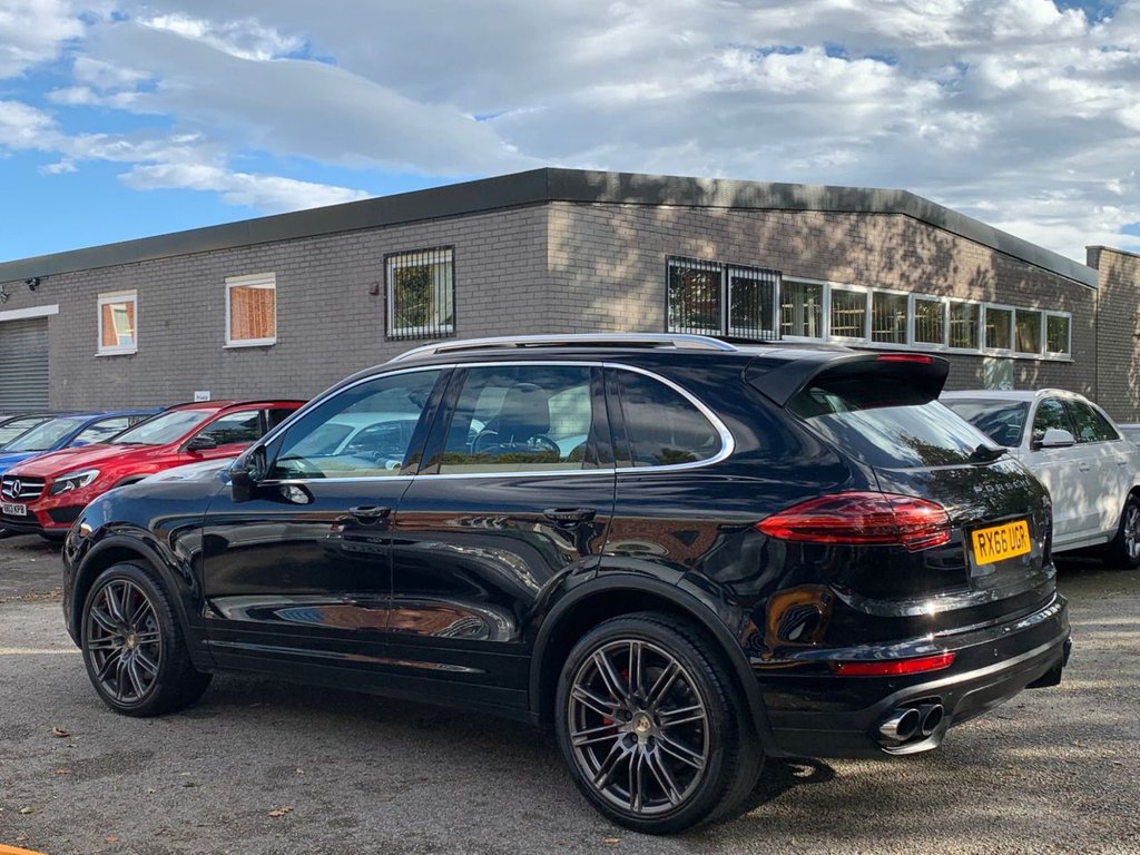 Used Porsche Cayenne 2016 for sale - 76797699: Photo 10