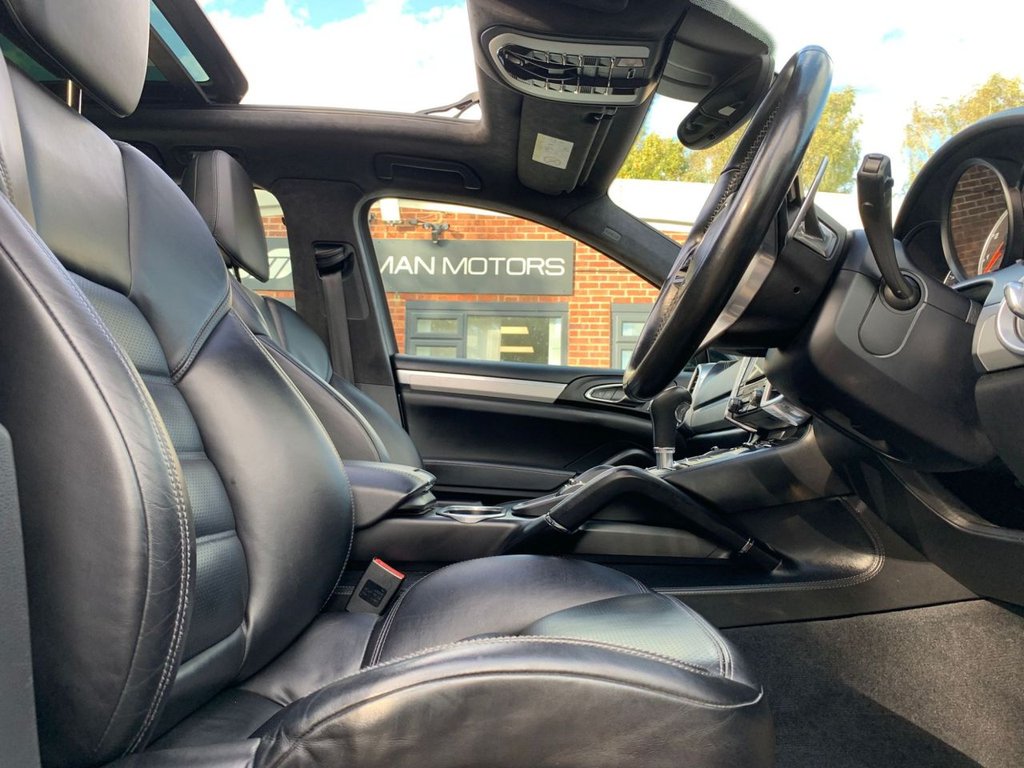 Used Porsche Cayenne 2016 for sale - 76797699: Photo 15