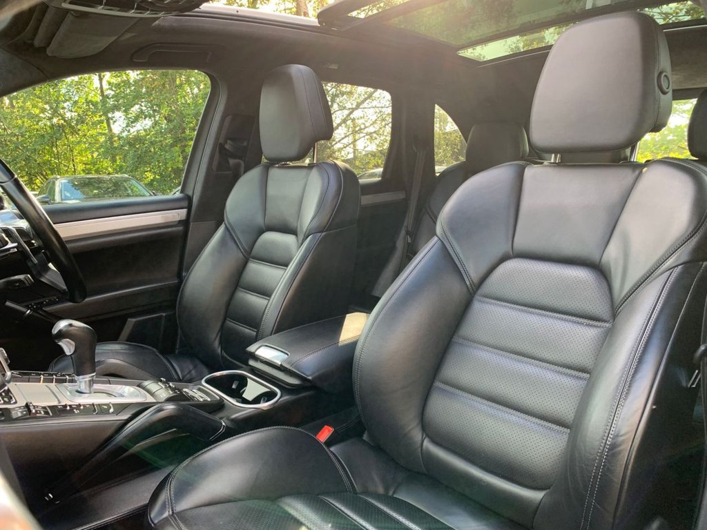 Used Porsche Cayenne 2016 for sale - 76797699: Photo 19