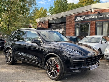 Used Porsche Cayenne 2016 for sale - 76797699: Photo