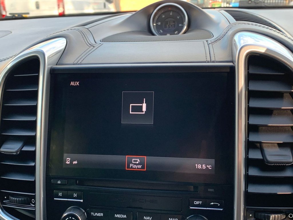 Used Porsche Cayenne 2016 for sale - 76797699: Photo 29