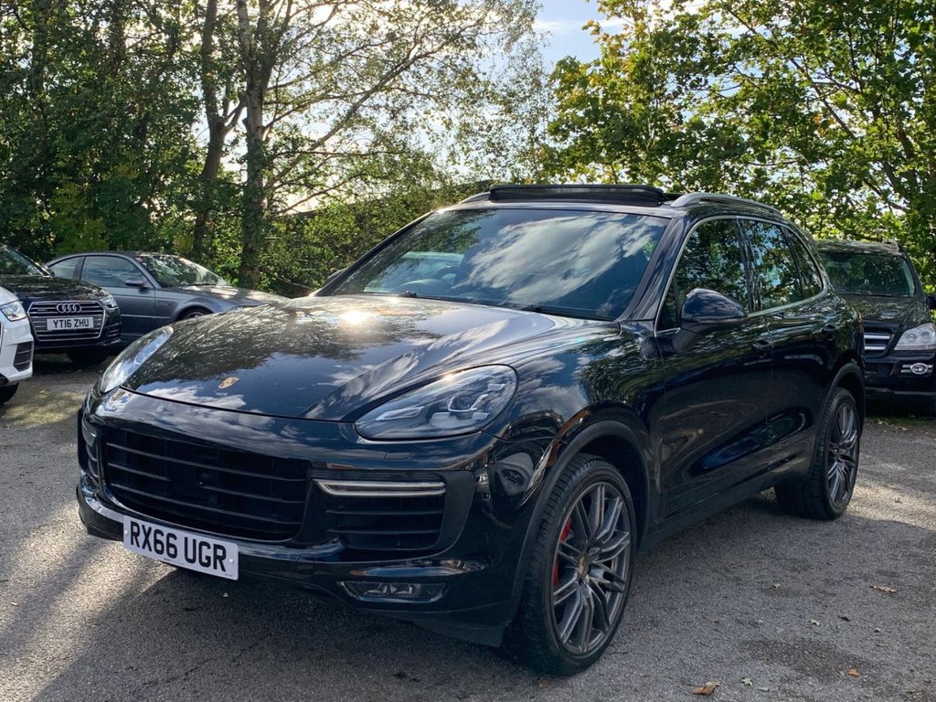 Used Porsche Cayenne 2016 for sale - 76797699: Photo 3